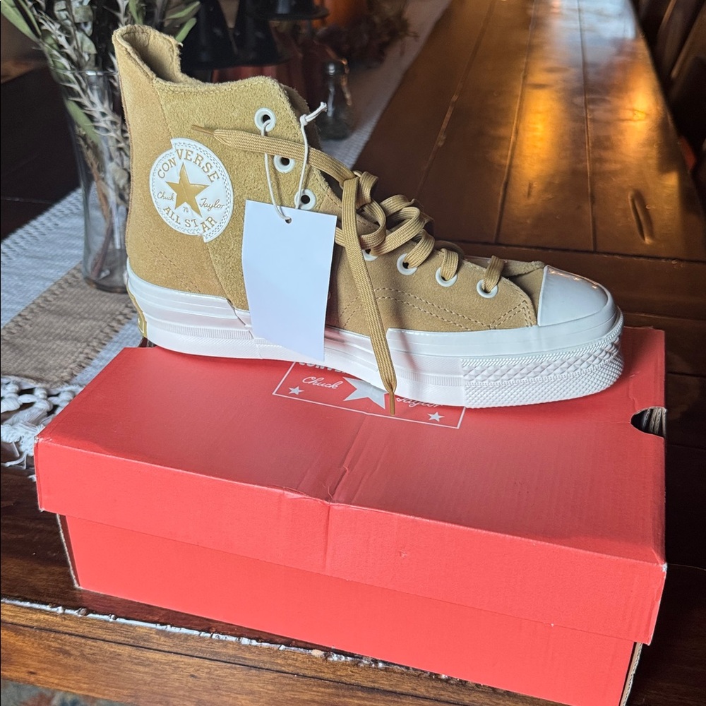*Final Converse Chuck Taylor Sneaker 70 Plus High Top Suede Dune Scape Mustard 8